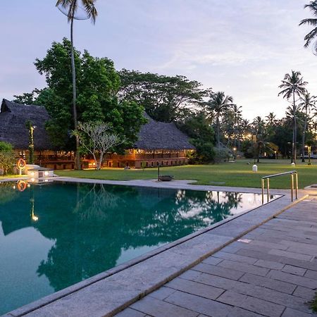 Marari Beach Resort Alleppey - A Cgh Earth Experience Марарикулам Экстерьер фото