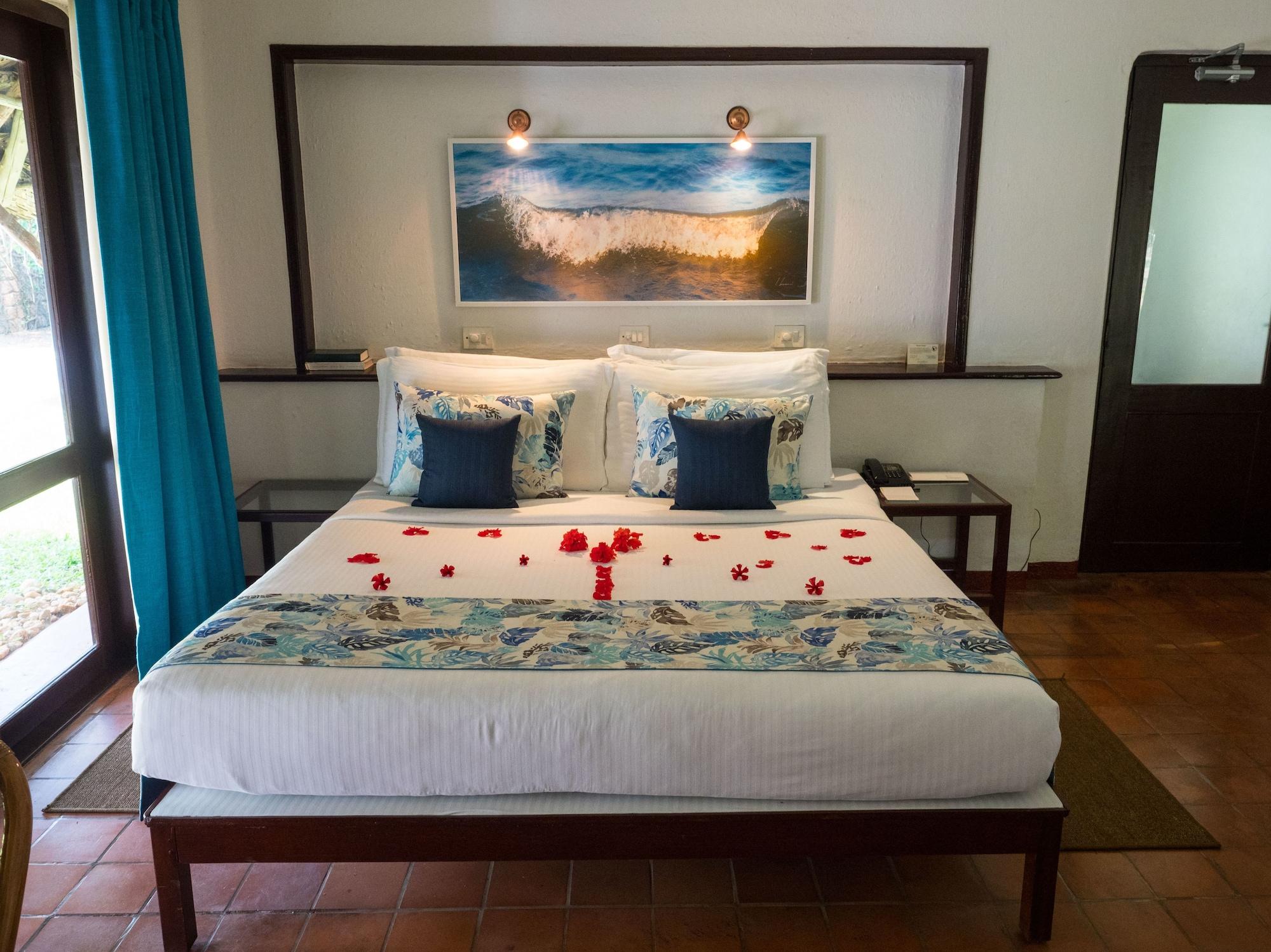 Marari Beach Resort Alleppey - A Cgh Earth Experience Марарикулам Экстерьер фото