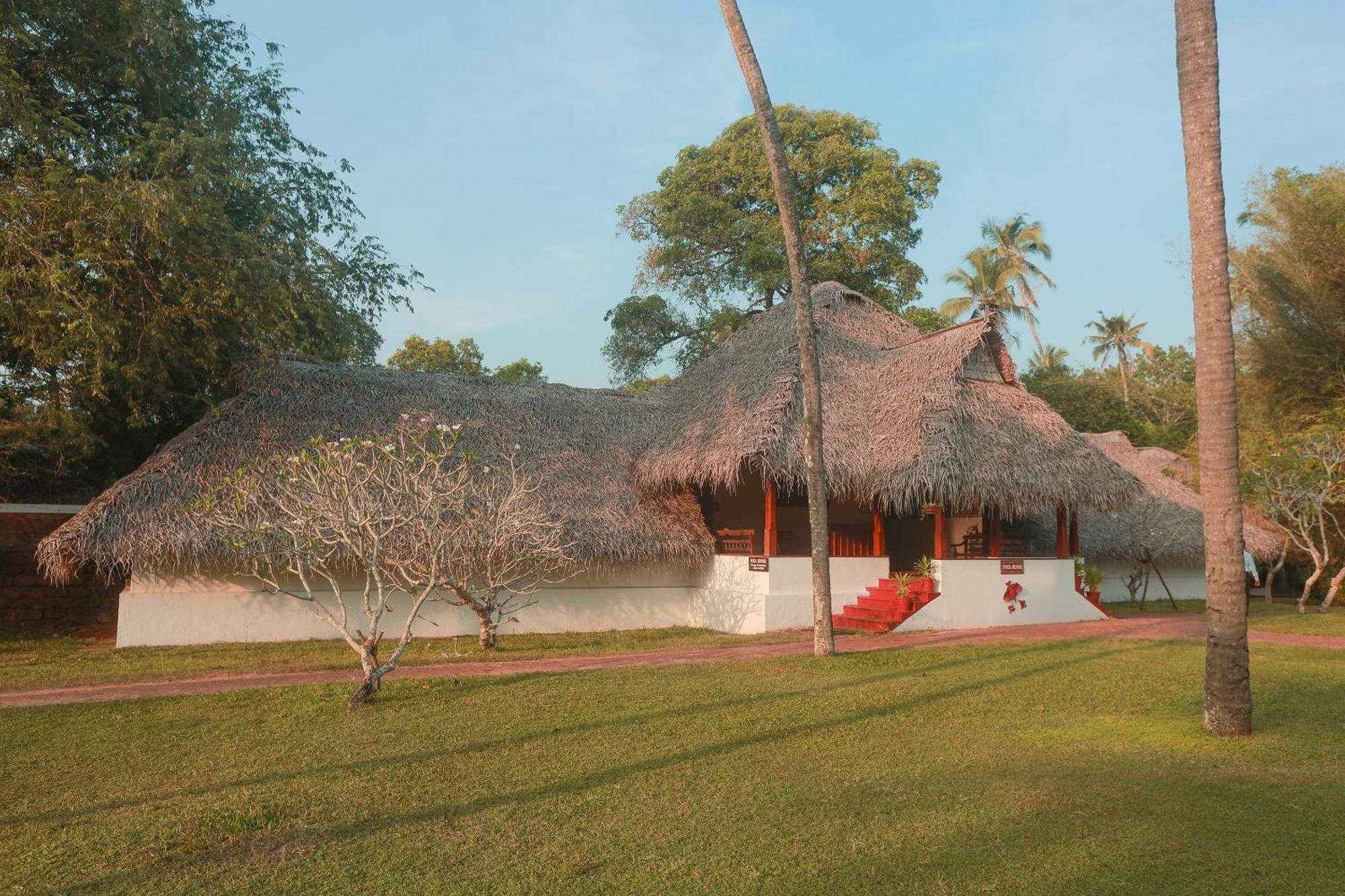 Marari Beach Resort Alleppey - A Cgh Earth Experience Марарикулам Экстерьер фото