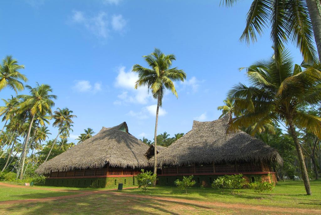 Marari Beach Resort Alleppey - A Cgh Earth Experience Марарикулам Экстерьер фото